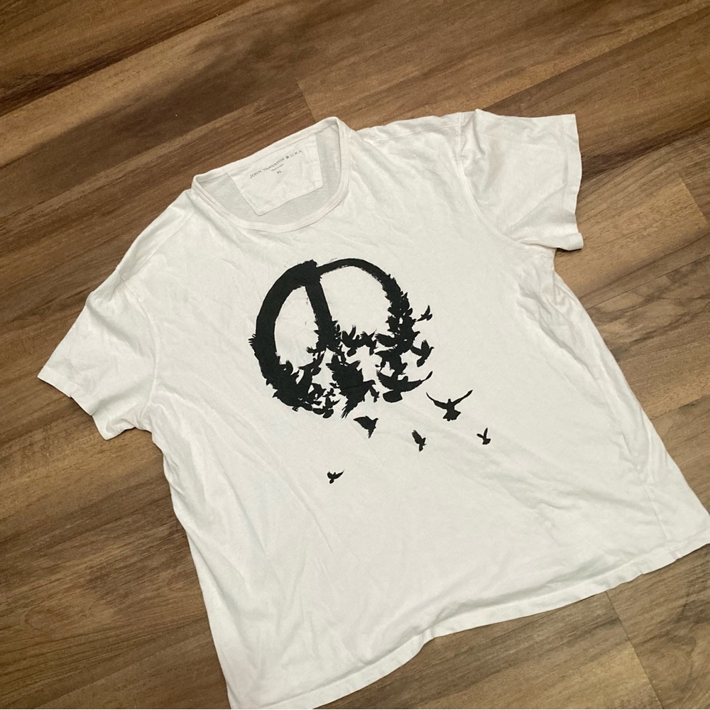 Men’s John Varvatos Graphic Tee Peace Sign Sz XL - Picture 2 of 4